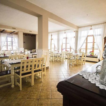 Gosciniec U Kowolki Hotell Kąkolewo Exteriör bild